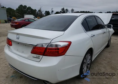 2015 Honda Accord Touring из США, поврежденный, VIN 1HGCR3F93FA038451